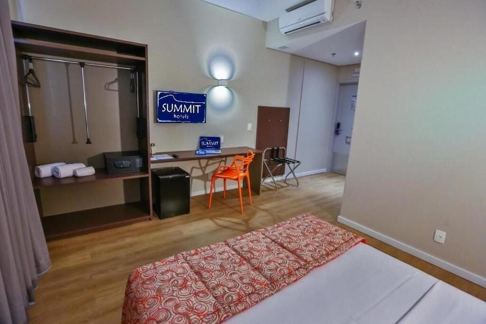 Summit Suites Hotel Pindamonhangaba Ngoại thất bức ảnh